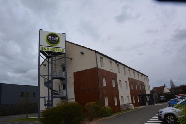 B&B Hotel Le Treport Friville Exterior photo
